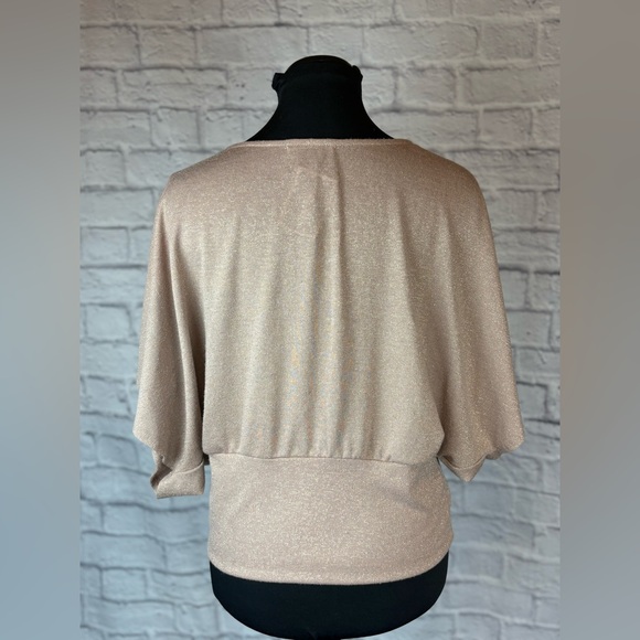 Cute gold and pink sparkle top size Large! - Picture 5 of 11